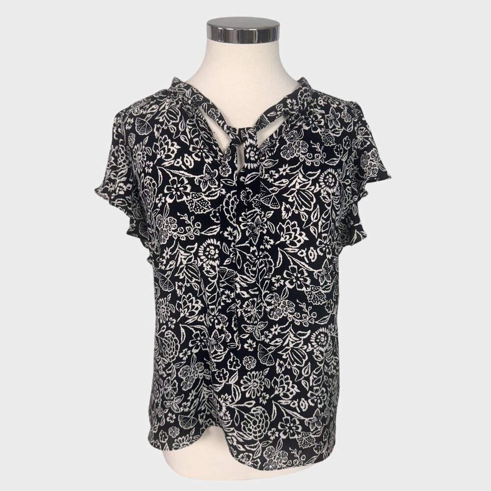 LOFT Petites MP Medium Petite Black White Flutter Sleeve Blouse Rayon Polyester